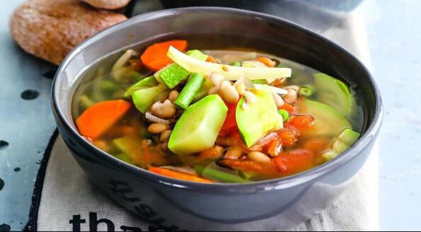 Vegetable soup - an easy first course on the Maggi diet menu